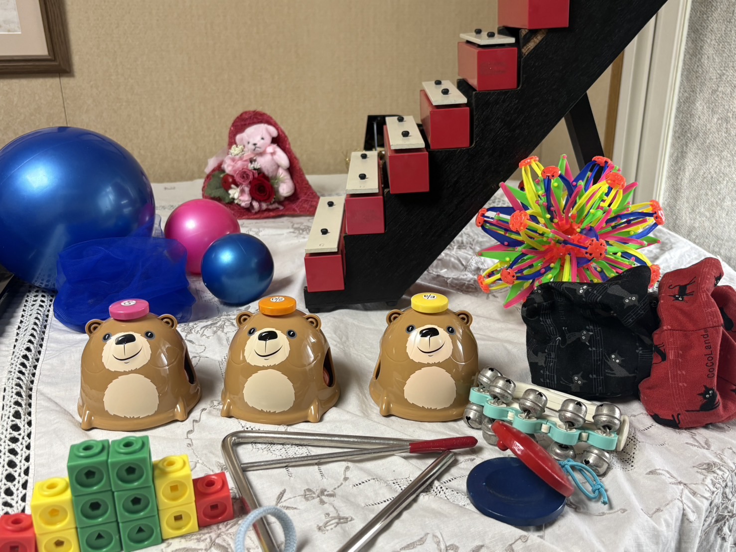 音感グッズを使ったレッスンの様子